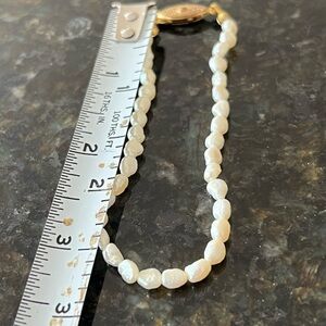 European freshwater pearls bracelet